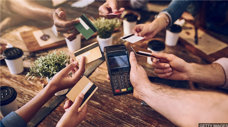 【博弈思维】穷人与富人在一起吃饭,谁该买单?-阿甘讲认知