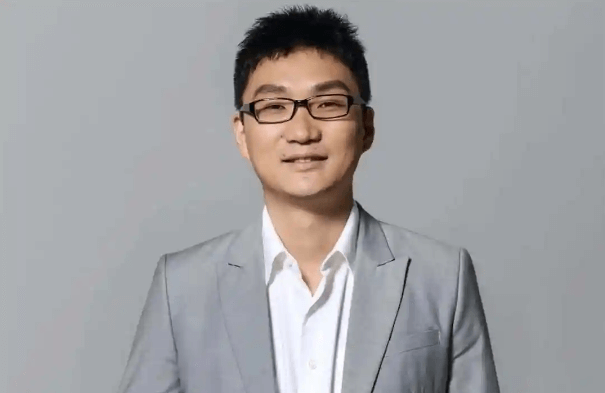 【名人】黄峥:我的中学和大学,在做一个好学生上我浪费了太多时间插图 【名人】黄峥:我的中学和大学,在做一个好学生上我浪费了太多时间插图